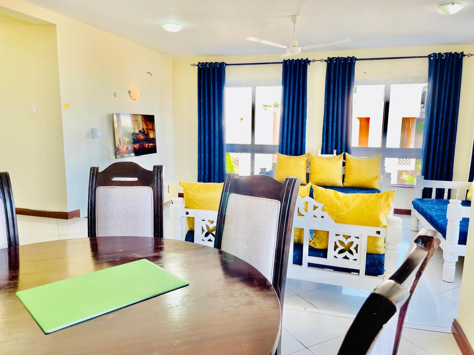 蒙巴萨Elna'S Nyali - Work & Unwind - Pool, Sea Views, Ac & Fast Wi-Fi住宿加早餐旅馆 外观 照片