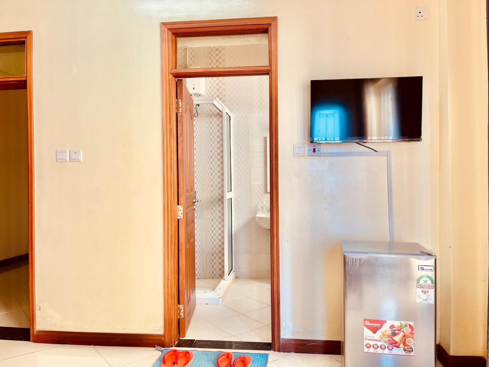 蒙巴萨Elna'S Nyali - Work & Unwind - Pool, Sea Views, Ac & Fast Wi-Fi住宿加早餐旅馆 外观 照片